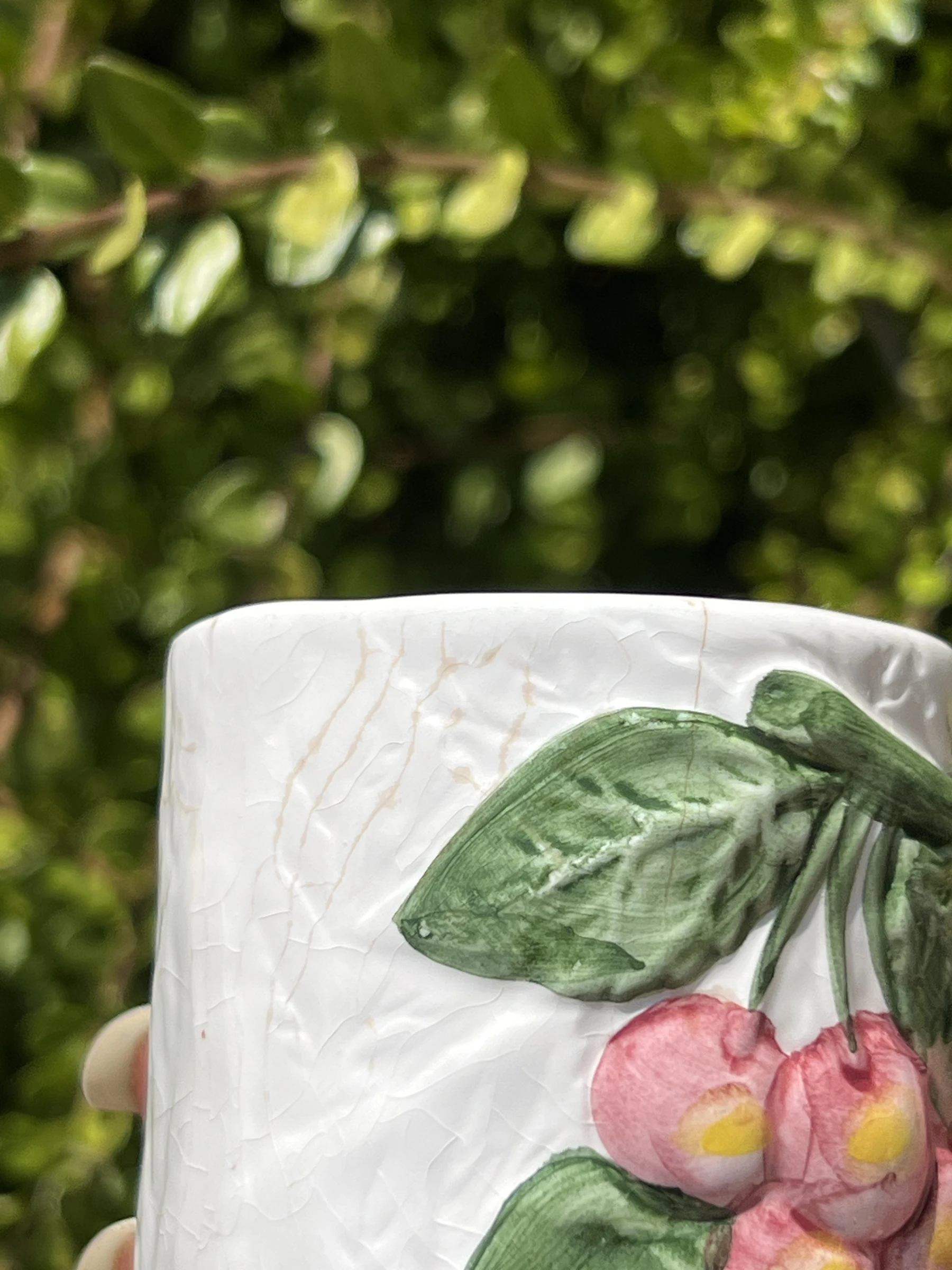 🍒 Vintage ceramic teapot service + 6 cups with embossed fruit decor – photo 12